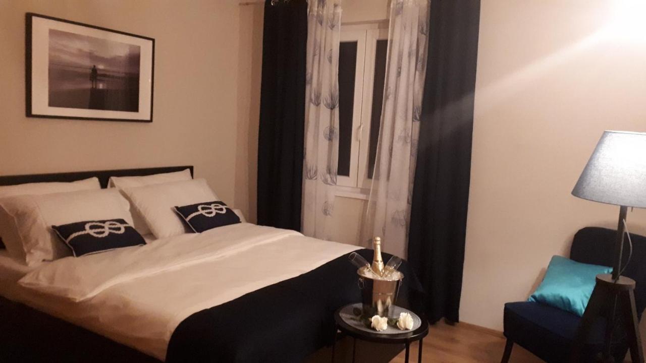 New City Center Design Apartment 포레치 외부 사진