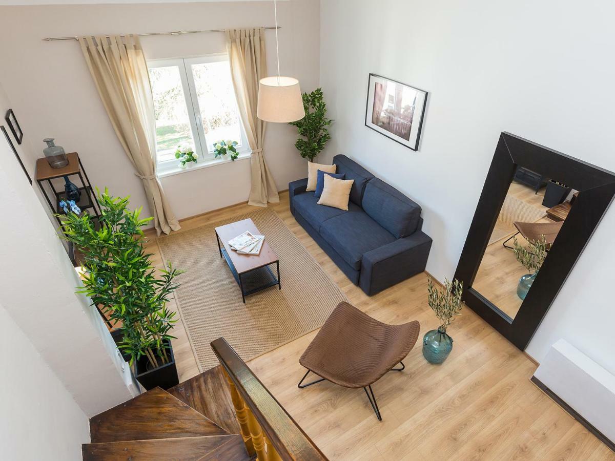 New City Center Design Apartment 포레치 외부 사진