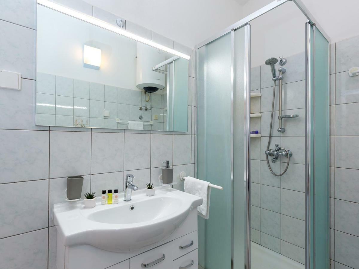 New City Center Design Apartment 포레치 외부 사진