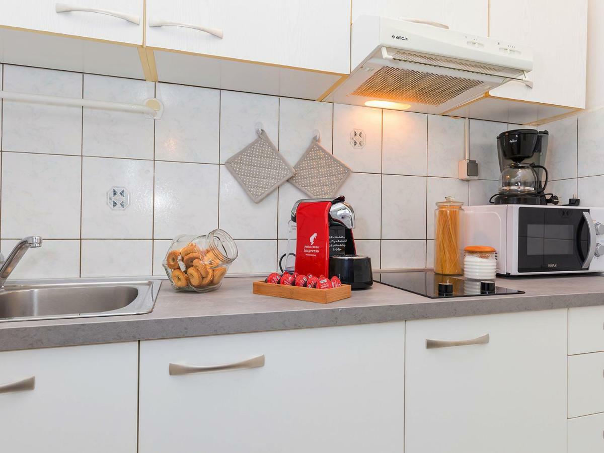 New City Center Design Apartment 포레치 외부 사진